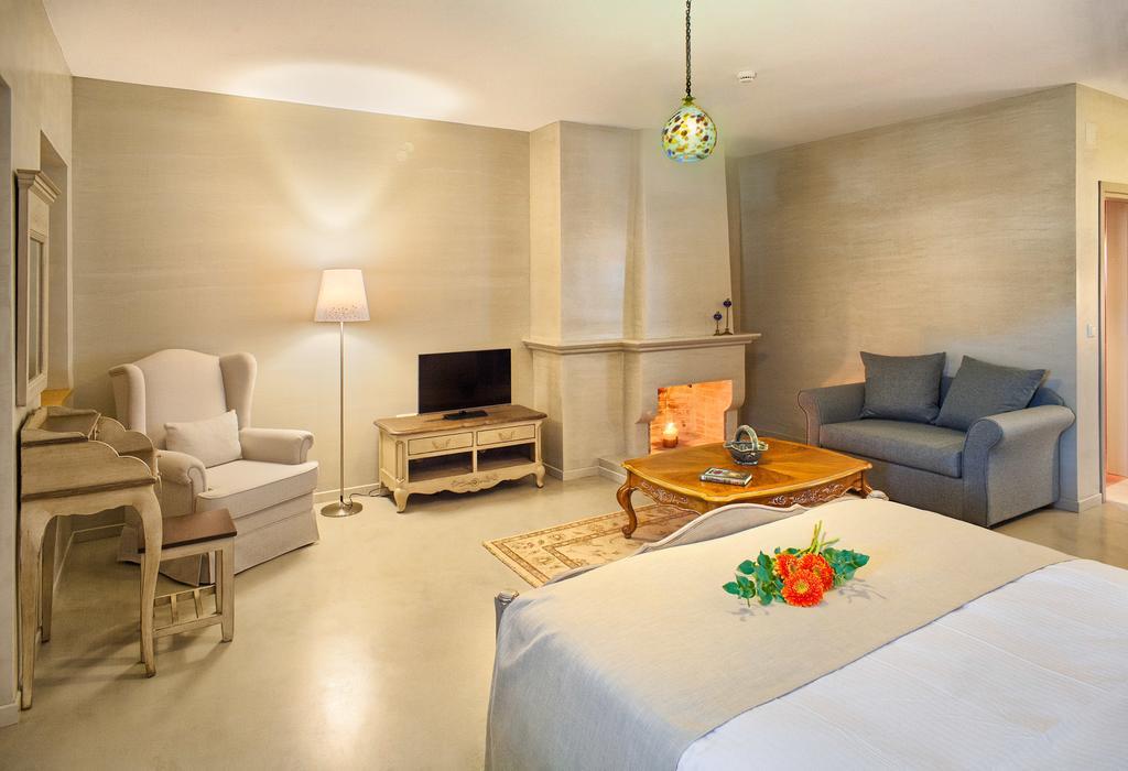 Haones Suites Ioánina Habitación foto