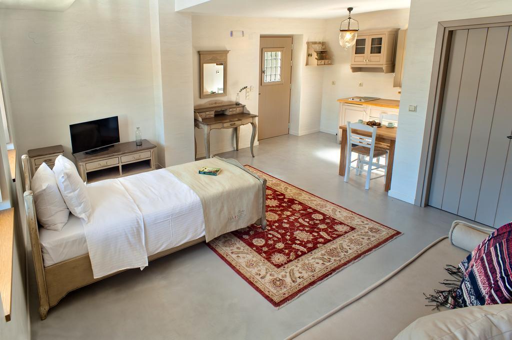 Haones Suites Ioánina Habitación foto