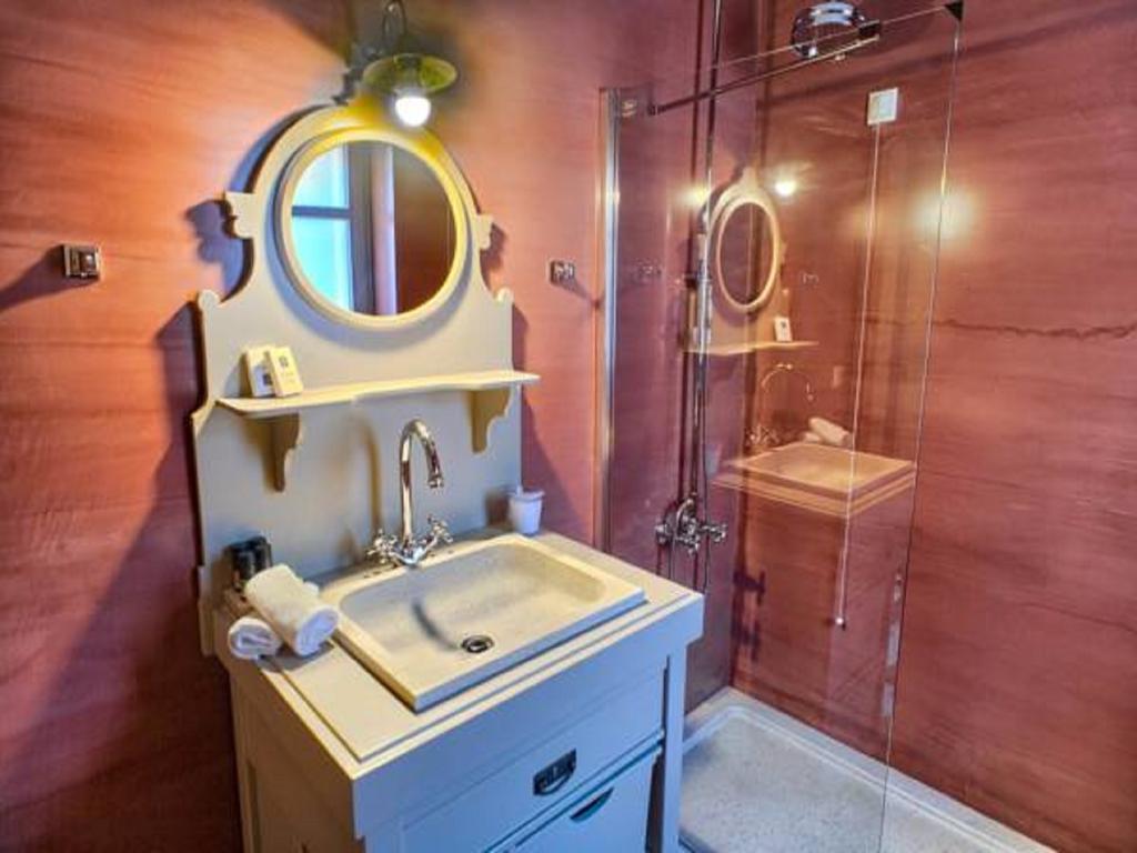 Haones Suites Ioánina Habitación foto